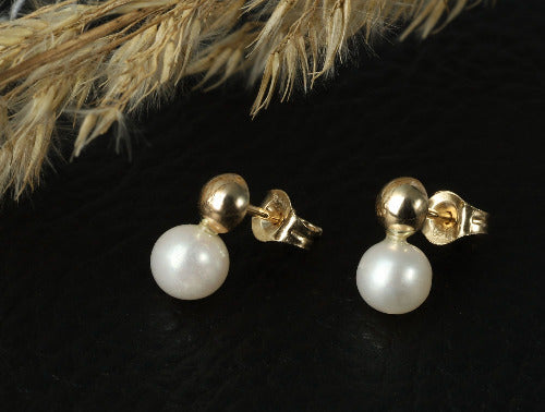 MODDAM - Gold Ohrstecker mit Zuchtperle, Gelbgold